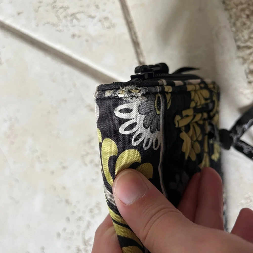 Vera Bradley Black Gray Yellow Wallet